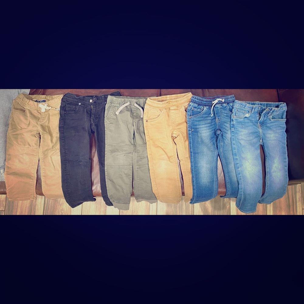 Boy 4t bundle, sweaters and pants + jeans
